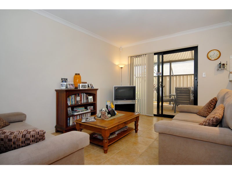 4/57 Latrobe Street, Yokine WA 6060