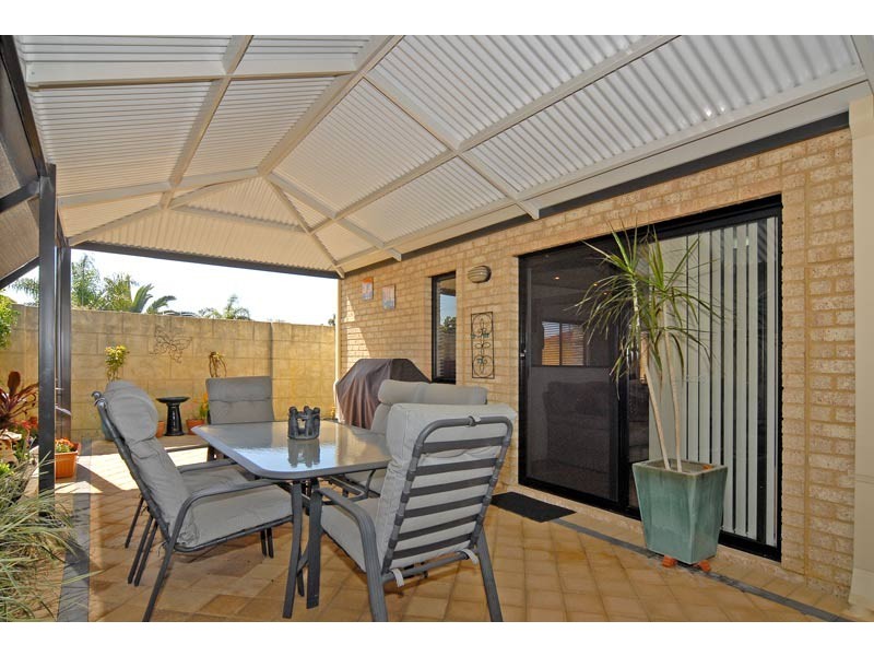 4/57 Latrobe Street, Yokine WA 6060