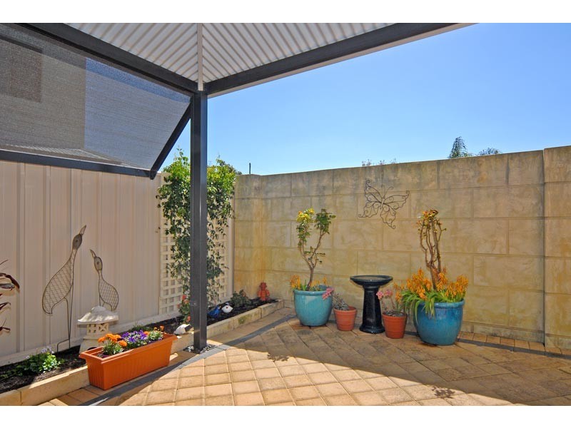 4/57 Latrobe Street, Yokine WA 6060
