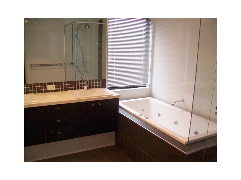 10 Byron St, Leederville WA 6007