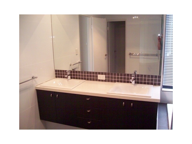 10 Byron St, Leederville WA 6007