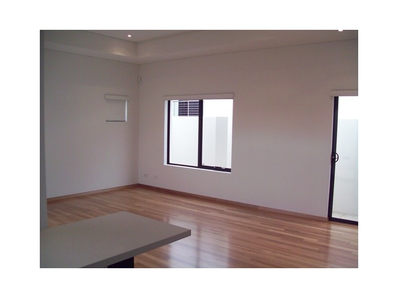 10 Byron St, Leederville WA 6007