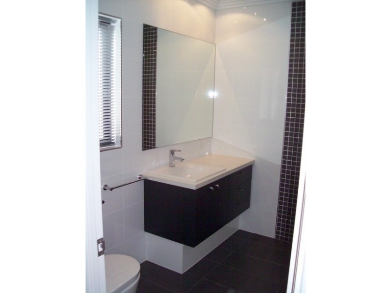 10 Byron St, Leederville WA 6007