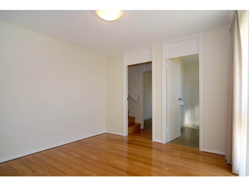 4/172 Mill Point Road, South Perth WA 6151