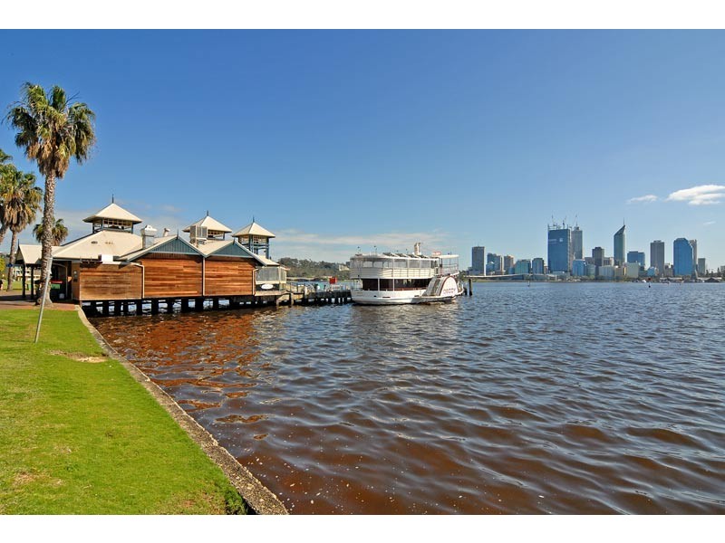 4/172 Mill Point Road, South Perth WA 6151