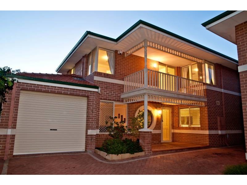 4/51 Moulden Avenue, Yokine WA 6060