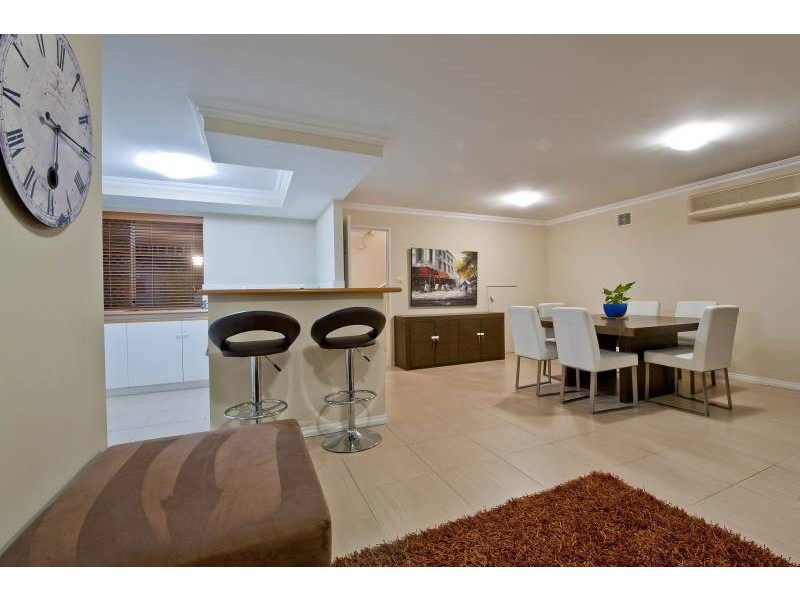 4/51 Moulden Avenue, Yokine WA 6060