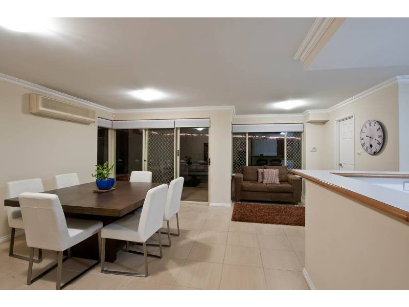 4/51 Moulden Avenue, Yokine WA 6060