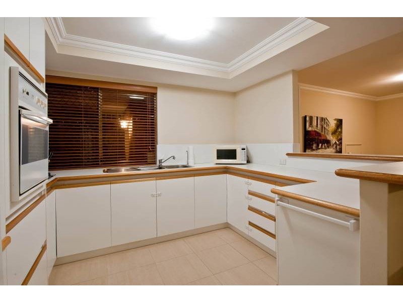 4/51 Moulden Avenue, Yokine WA 6060