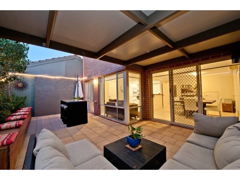 4/51 Moulden Avenue, Yokine WA 6060