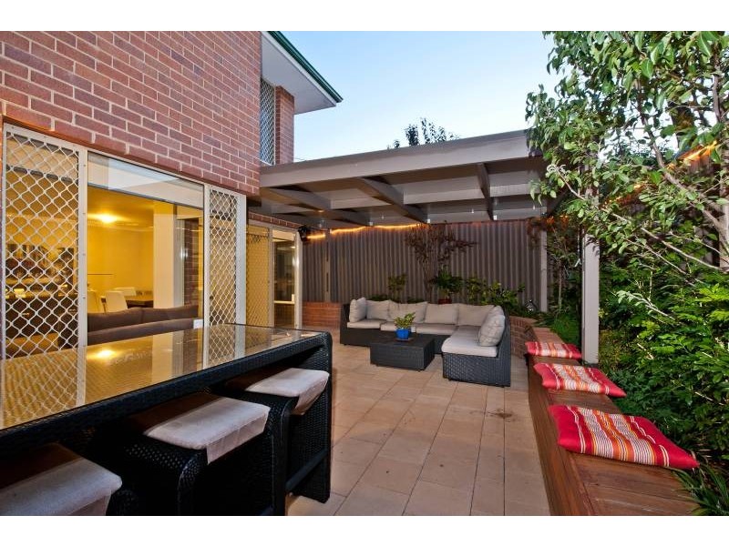 4/51 Moulden Avenue, Yokine WA 6060