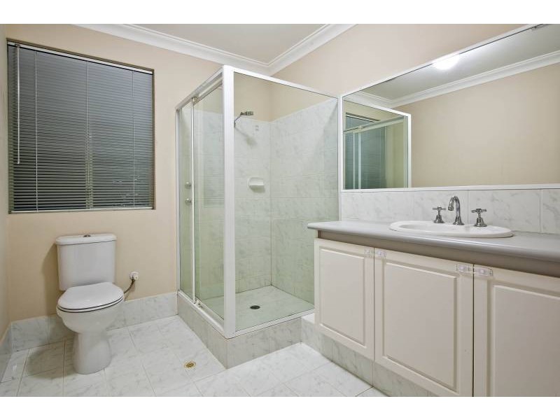 4/51 Moulden Avenue, Yokine WA 6060