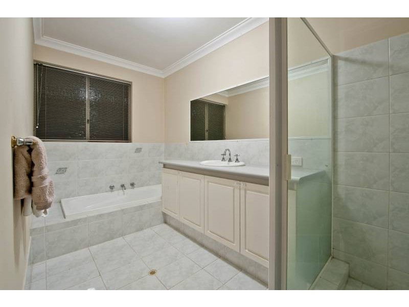 4/51 Moulden Avenue, Yokine WA 6060