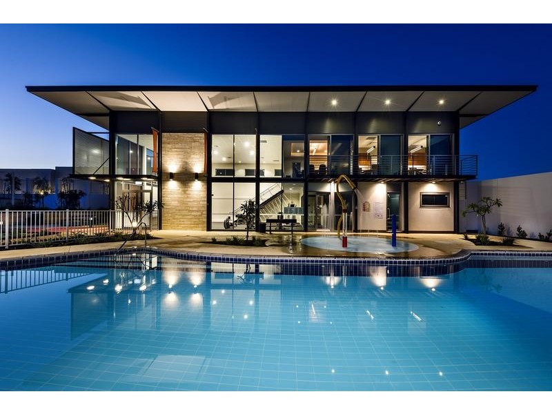 25 Malata Crescent, Success WA 6164