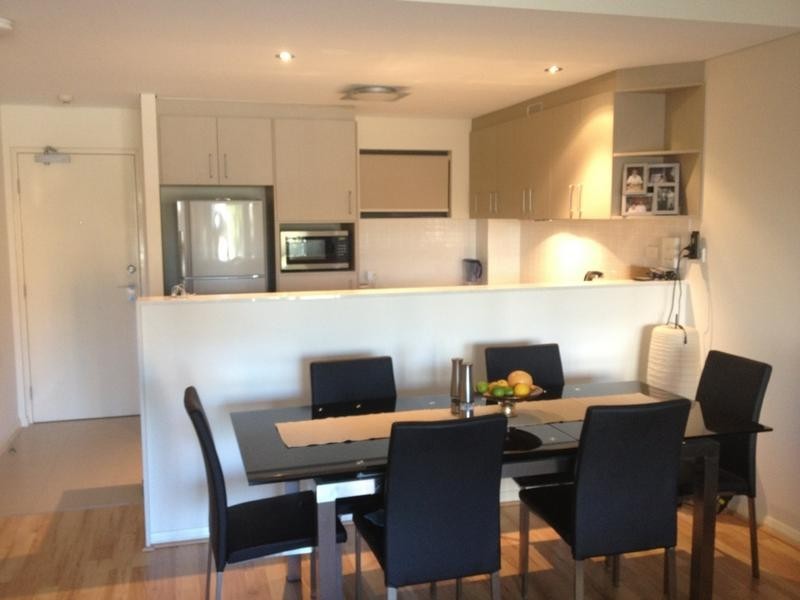 10/18 Wellington Street, East Perth WA 6004