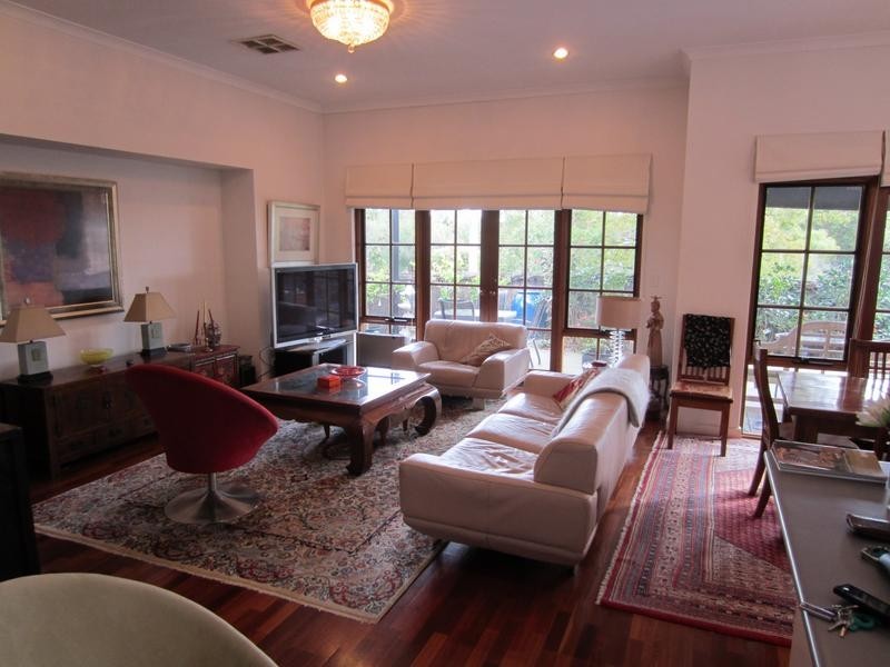 2/59 Davies Road, Claremont WA 6010