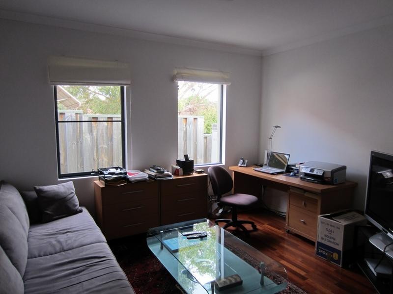 2/59 Davies Road, Claremont WA 6010