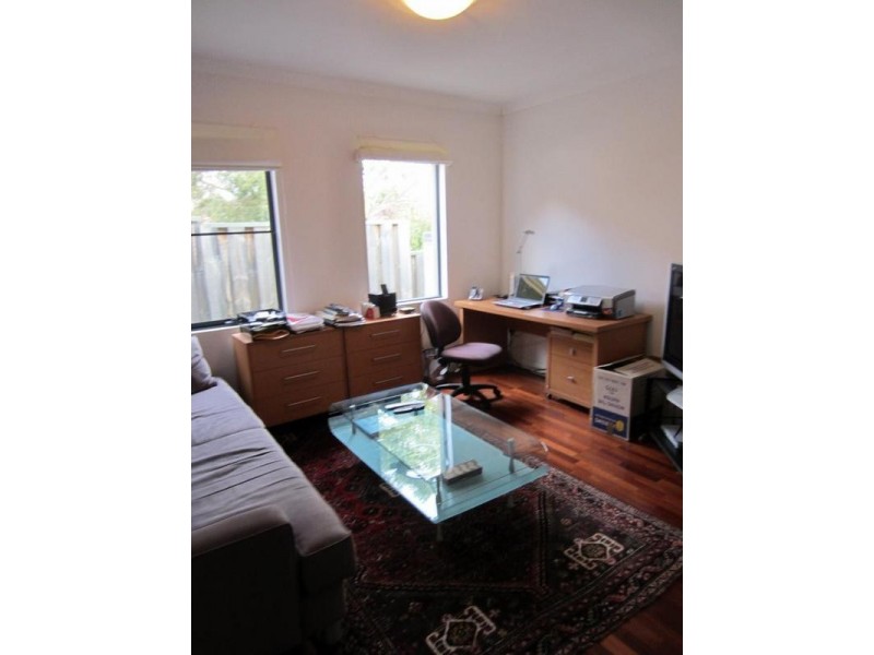 2/59 Davies Road, Claremont WA 6010