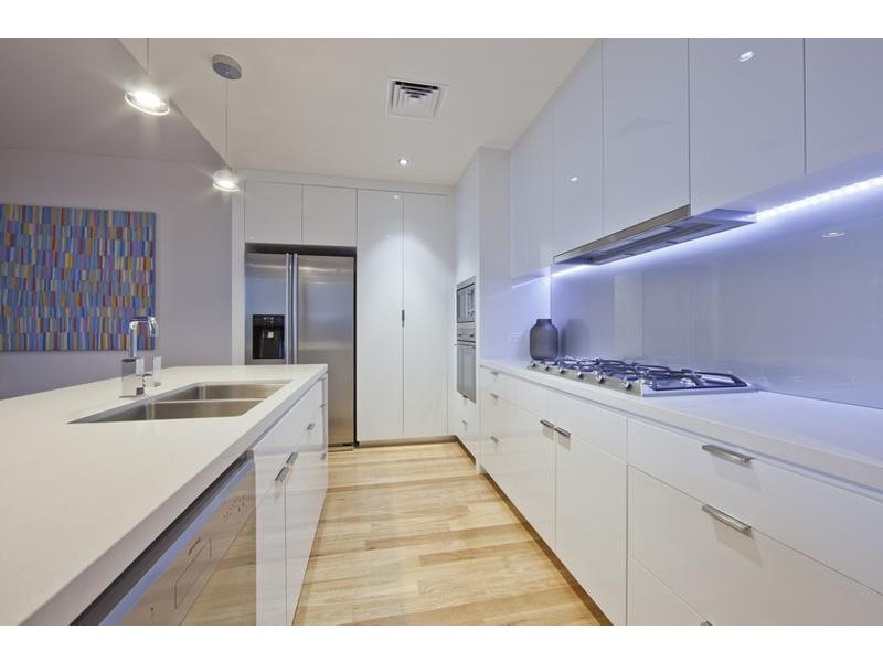 1/30 South Beach Promenade, North Coogee WA 6163