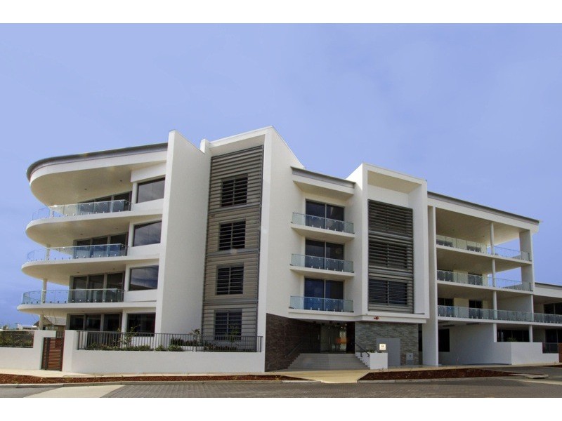 15/30 Southbeach Promenade, North Coogee WA 6163