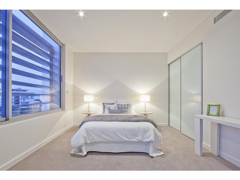 15/30 Southbeach Promenade, North Coogee WA 6163