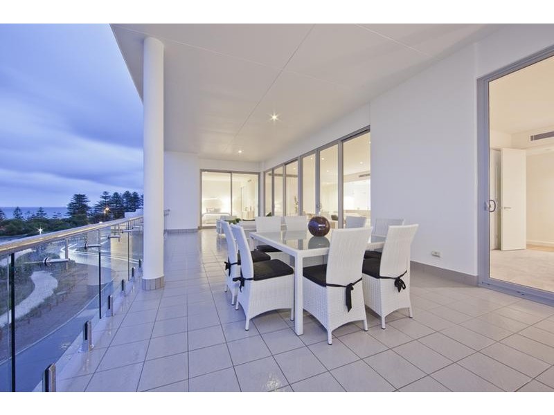 15/30 Southbeach Promenade, North Coogee WA 6163