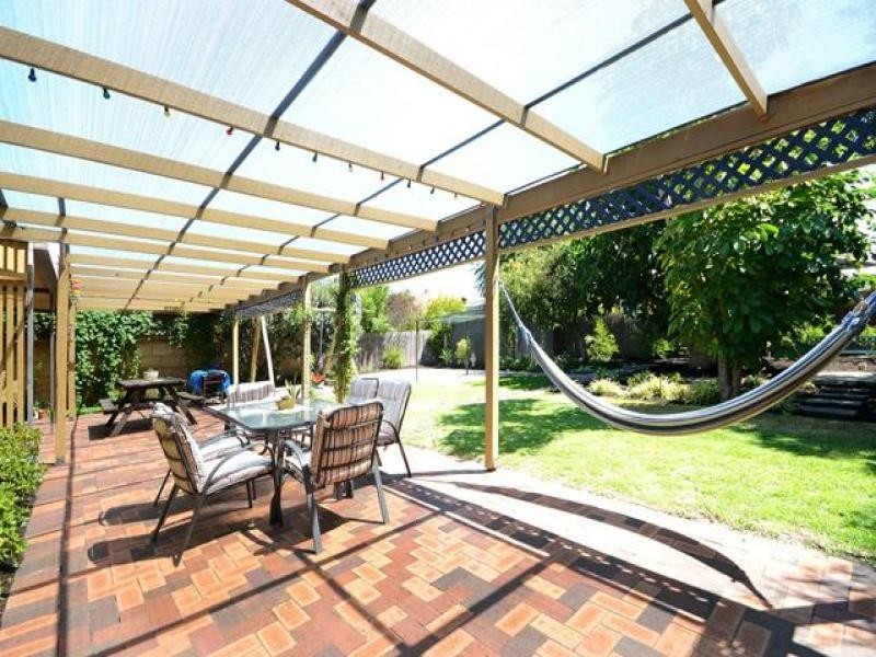 14 Cherry Road, Woodlands WA 6018