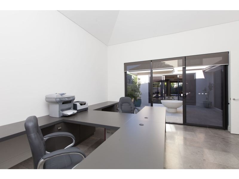 32 Hilda Street, Shenton Park WA 6008