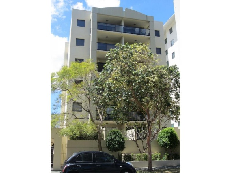 18/2 Outram Street, West Perth WA 6005