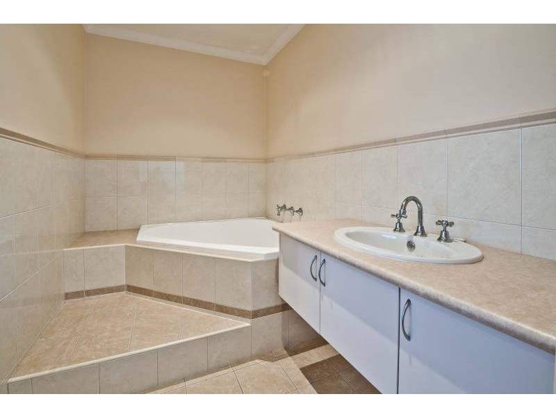 235 Hale Road, Woodlands WA 6018