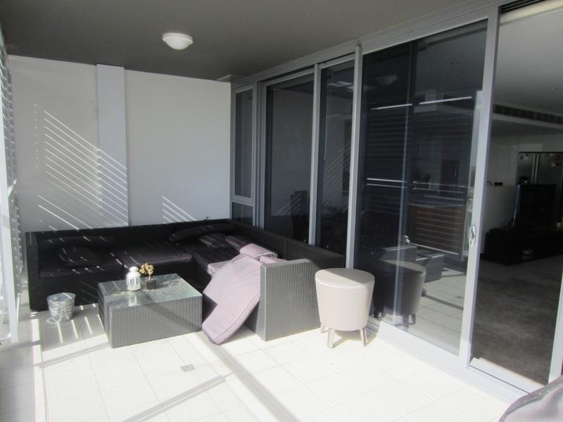 807/2 Oldfield Street, Burswood WA 6100