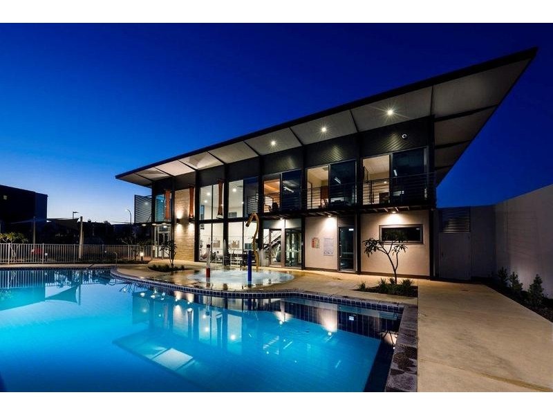 121/25 Malata Crescent, Success WA 6164