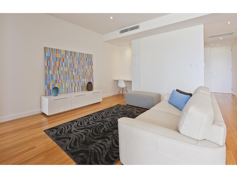 10/30 South Beach Promenade, North Coogee WA 6163