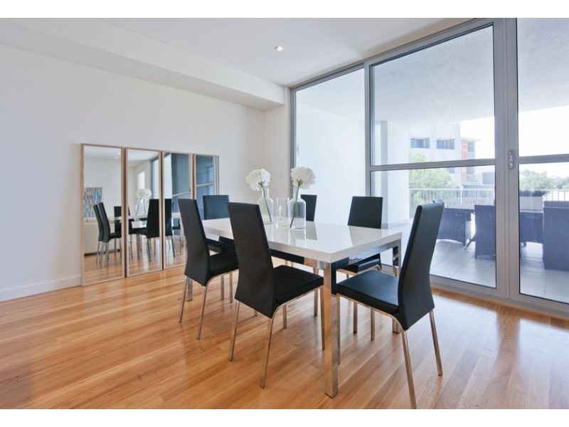 10/30 South Beach Promenade, North Coogee WA 6163