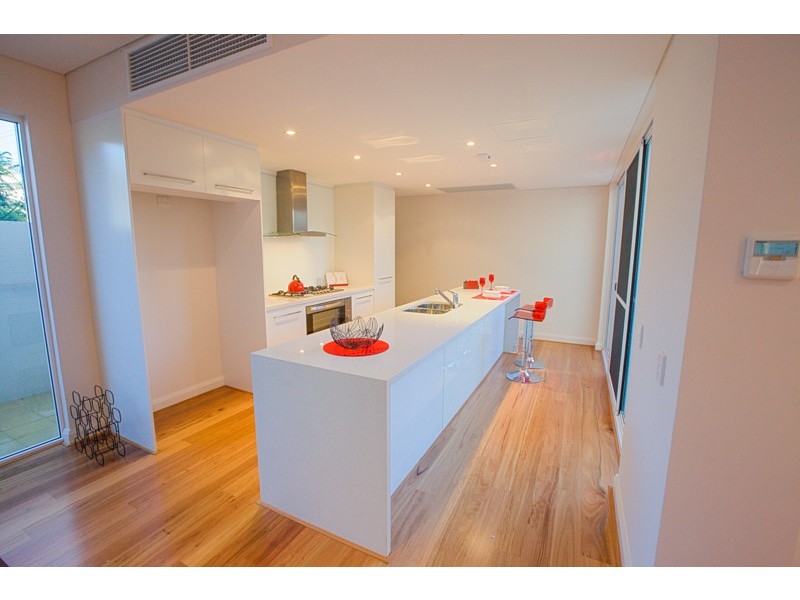 13/12 Sonnet Close, Woodlands WA 6018