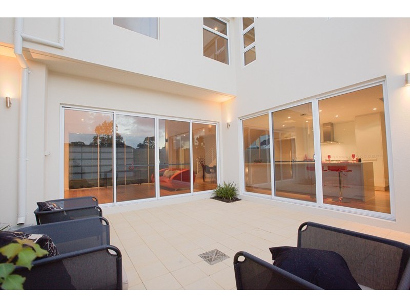 13/12 Sonnet Close, Woodlands WA 6018