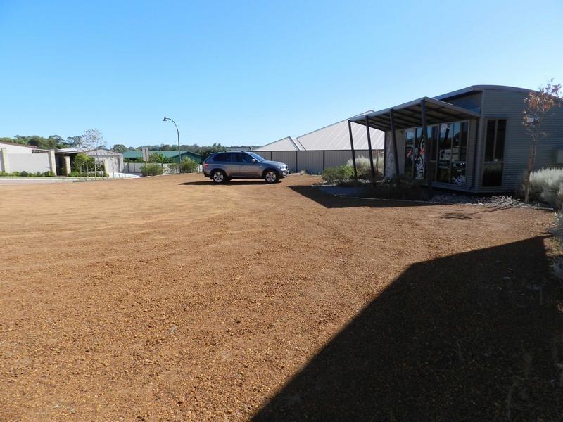 Lot 6, 2 Solaia Loop, Woodvale WA 6026