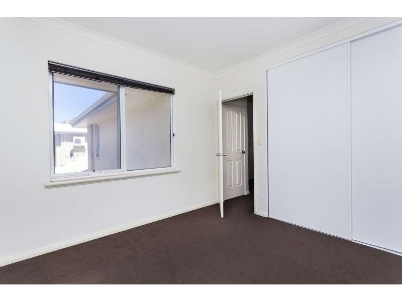 2/69 Quarry Street, Fremantle WA 6160