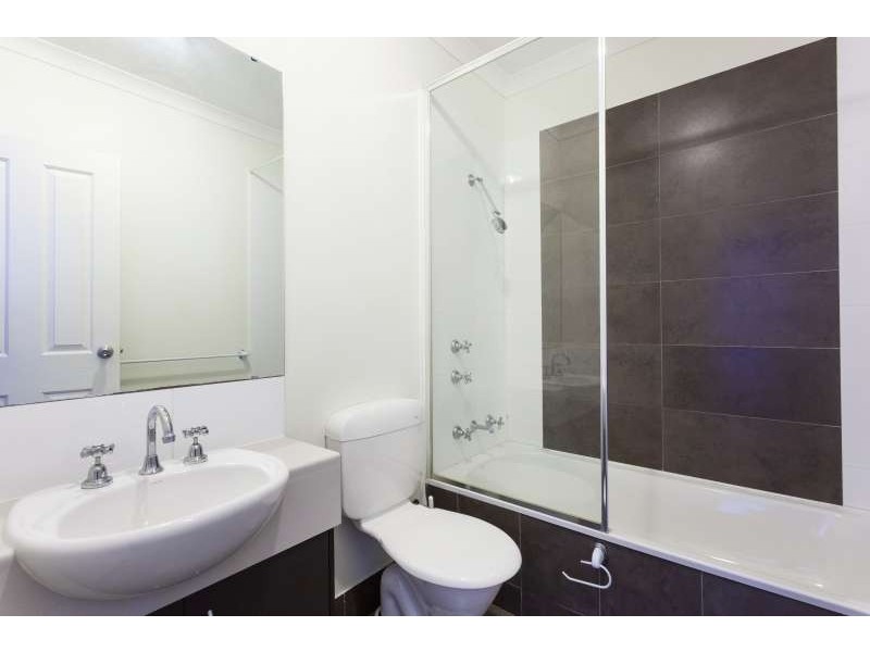 2/69 Quarry Street, Fremantle WA 6160