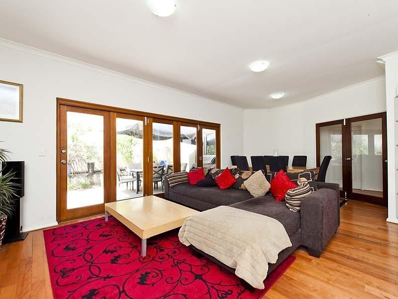 4/69 Quarry Street, Fremantle WA 6160