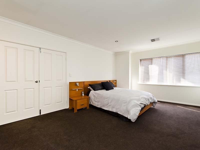 4/69 Quarry Street, Fremantle WA 6160