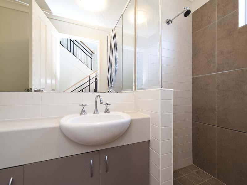 4/69 Quarry Street, Fremantle WA 6160