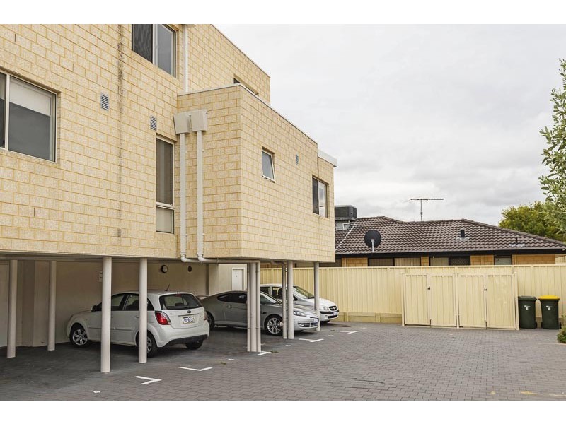 3/36 Currambine Boulevard, Currambine WA 6028