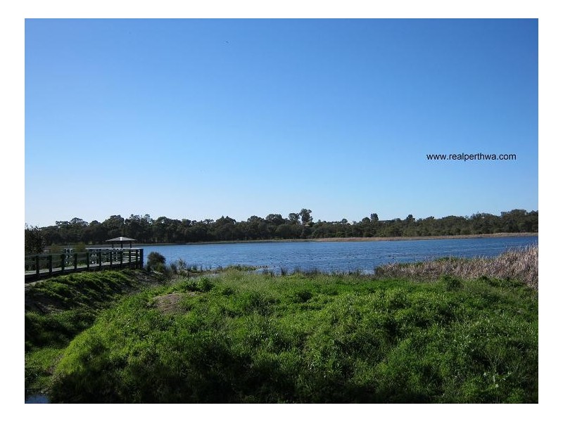 27A Gwelup Street, Karrinyup WA 6018