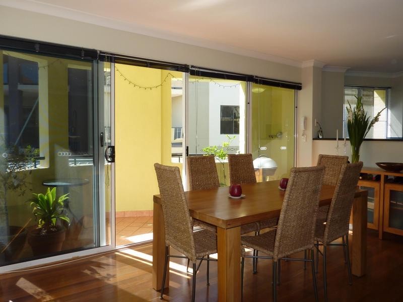 11/110 Royal Street, East Perth WA 6004