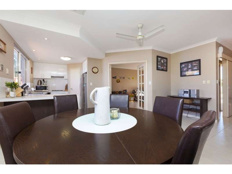 8b Crocker Way, Innaloo WA 6018