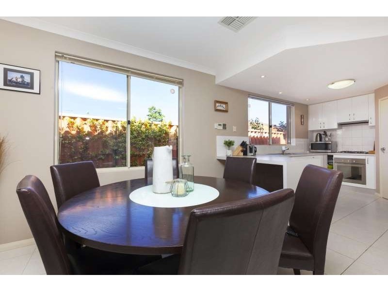 8b Crocker Way, Innaloo WA 6018