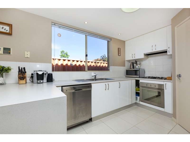 8b Crocker Way, Innaloo WA 6018