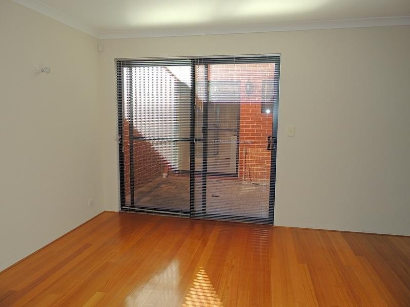 1/2 Marlow Street, Wembley WA 6014