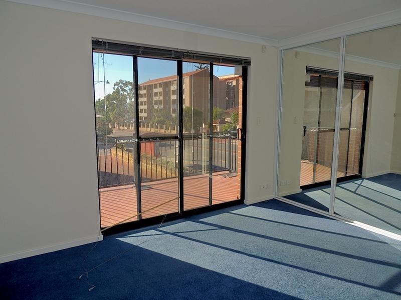 1/2 Marlow Street, Wembley WA 6014